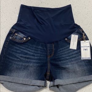 Indigo rein maternity shorts